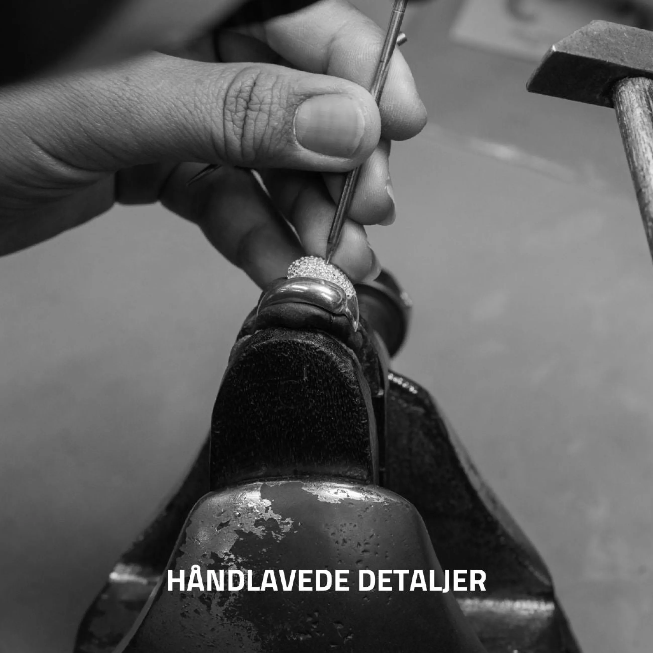 ocean_flow_duo_sparkle_ring_3-3.webp byBiehl® Danmark Ocean Flow Duo Sparkle ring 14K forgyldt sølv / Zirkonia Store