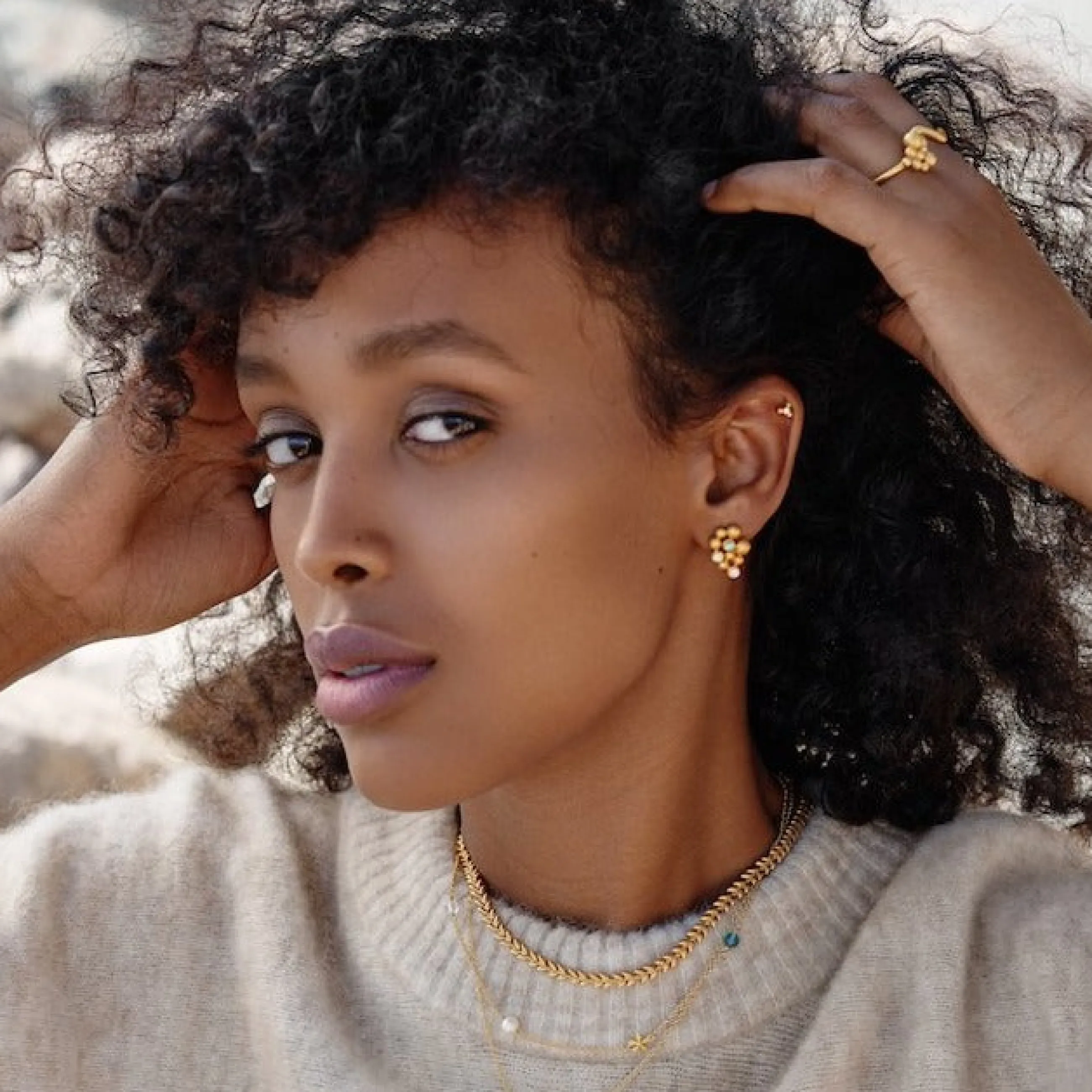 byBiehl® Danmark Pebbles Colors øreringe 14K forgyldt sølv / Colors Outlet