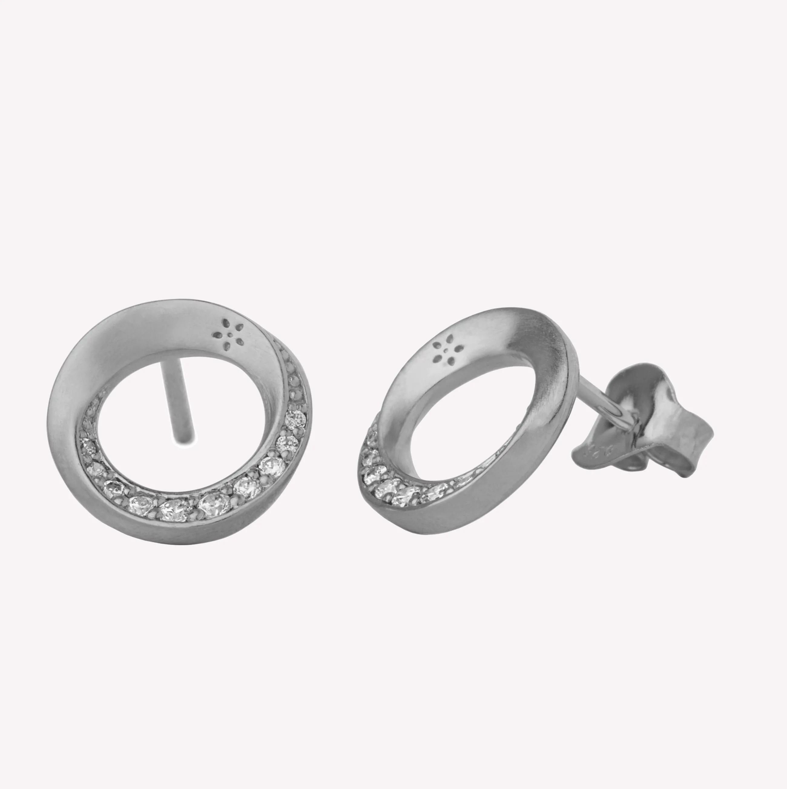 byBiehl® Danmark Swan ørestikker Genanvendt sølv Best Sale