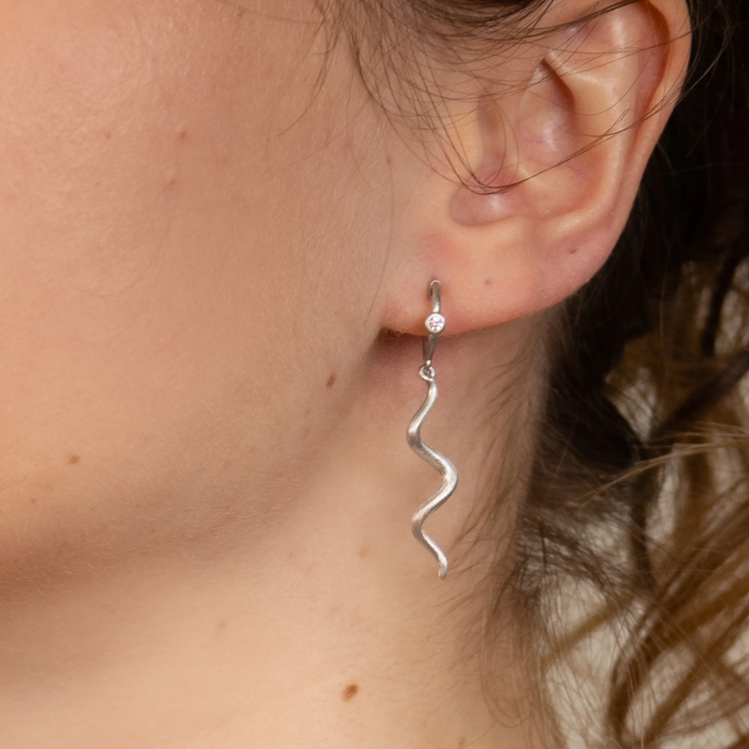 byBiehl® Danmark Wave Mini Hoop lyserød Sterling sølv / Pink Store