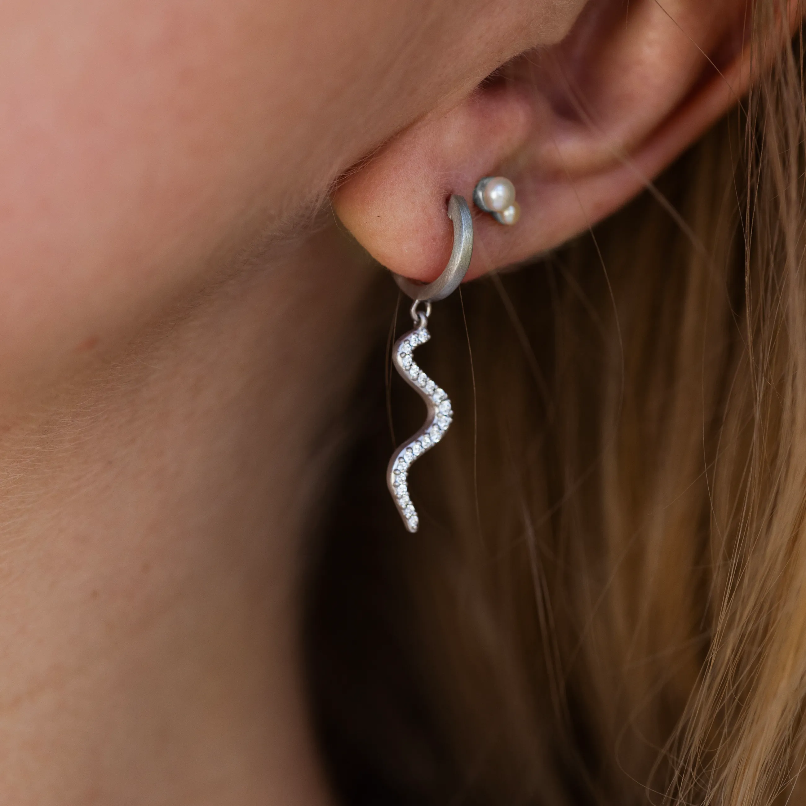 byBiehl® Danmark Wave Sparkle Hoop Mini Sterling sølv Flash Sale