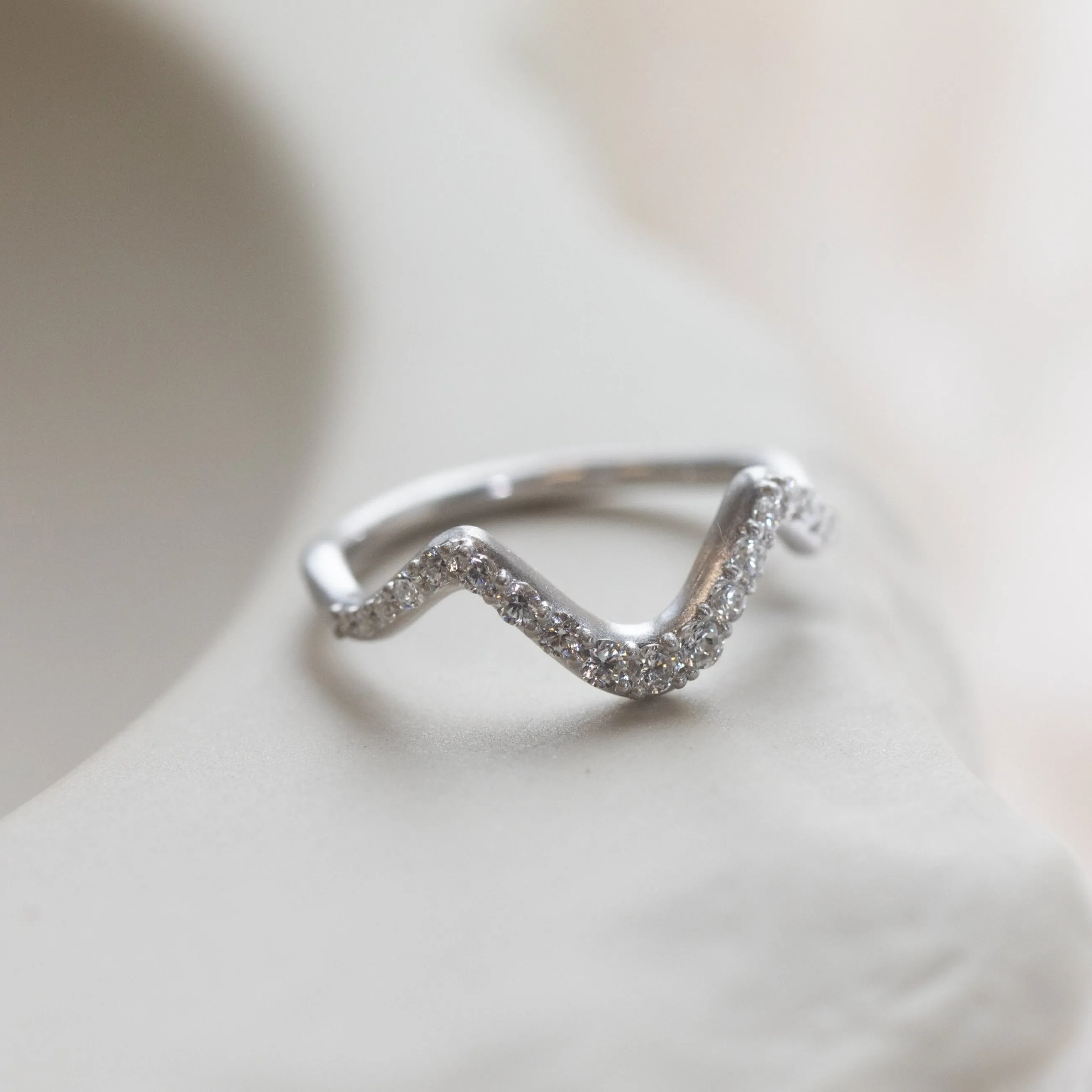 byBiehl® Danmark Wave Sparkle Small ring Sterling sølv / Zirkonia Best Sale